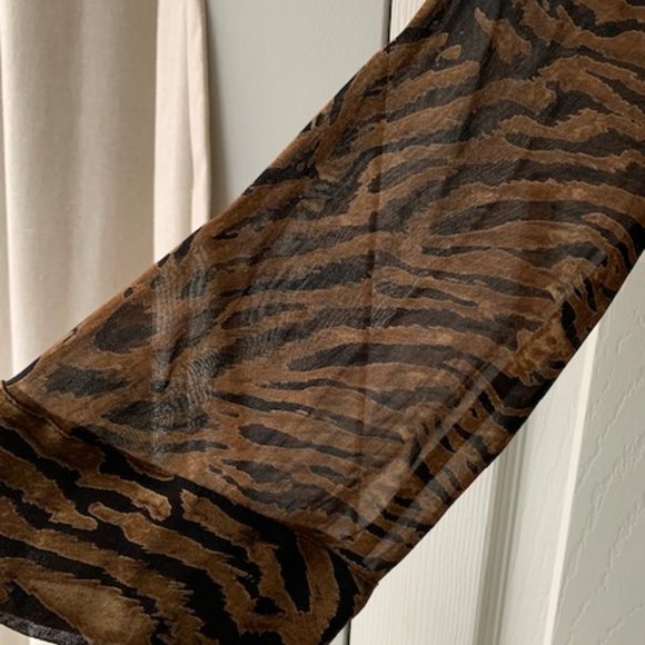 NWT: Tiger-print georgette maxi wrap dress - Picture 4 of 9